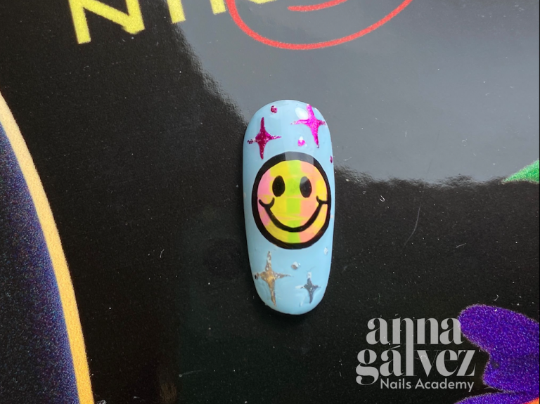 Smail Nail Art